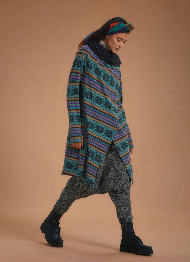Hooded Collar Thumb Hole Detailed Pattern Cardigan