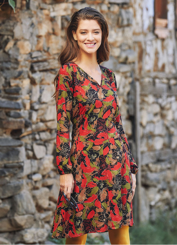 Sash Detailed V Neck Long Sleeve Flared Red Leaf Dress