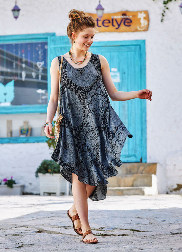 Gray Patterned Scoop Neck Round Hem Sleeveless Dress